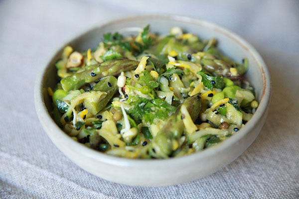 Salade d'asperge et courgette crue